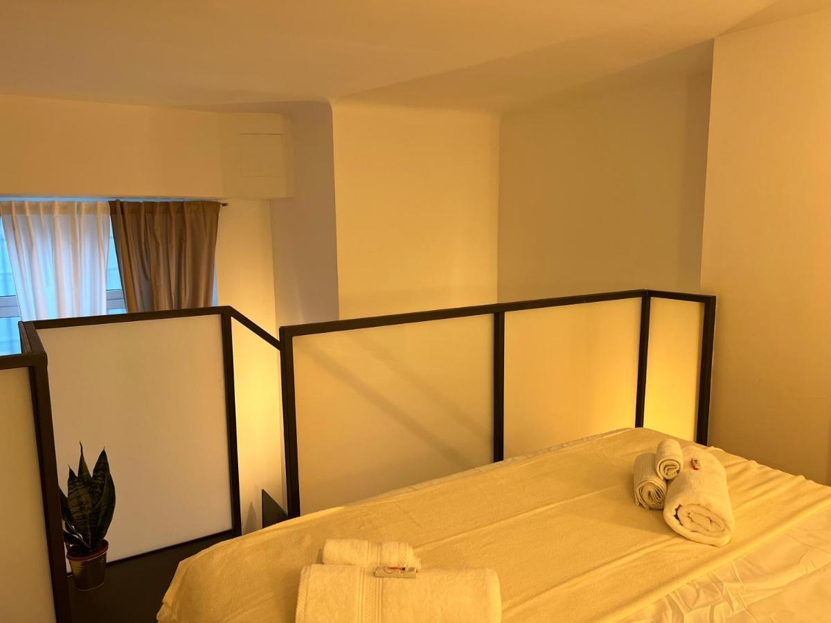 Regina Milano In Porta Romana 2 - Sky Tv, Wifi E Breakfast Box Apartment Exterior foto