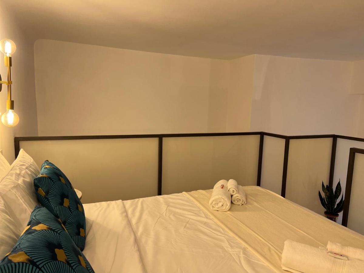 Regina Milano In Porta Romana 2 - Sky Tv, Wifi E Breakfast Box Apartment Exterior foto