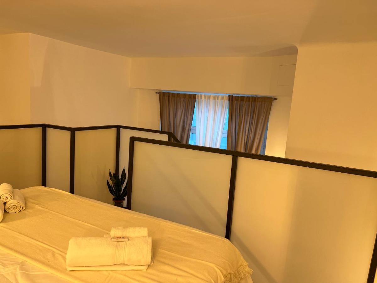 Regina Milano In Porta Romana 2 - Sky Tv, Wifi E Breakfast Box Apartment Exterior foto