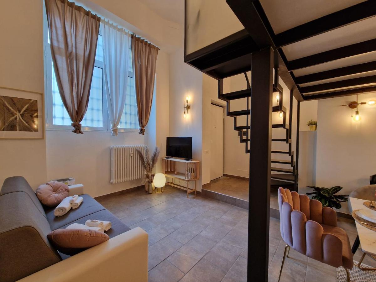Regina Milano In Porta Romana 2 - Sky Tv, Wifi E Breakfast Box Apartment Exterior foto