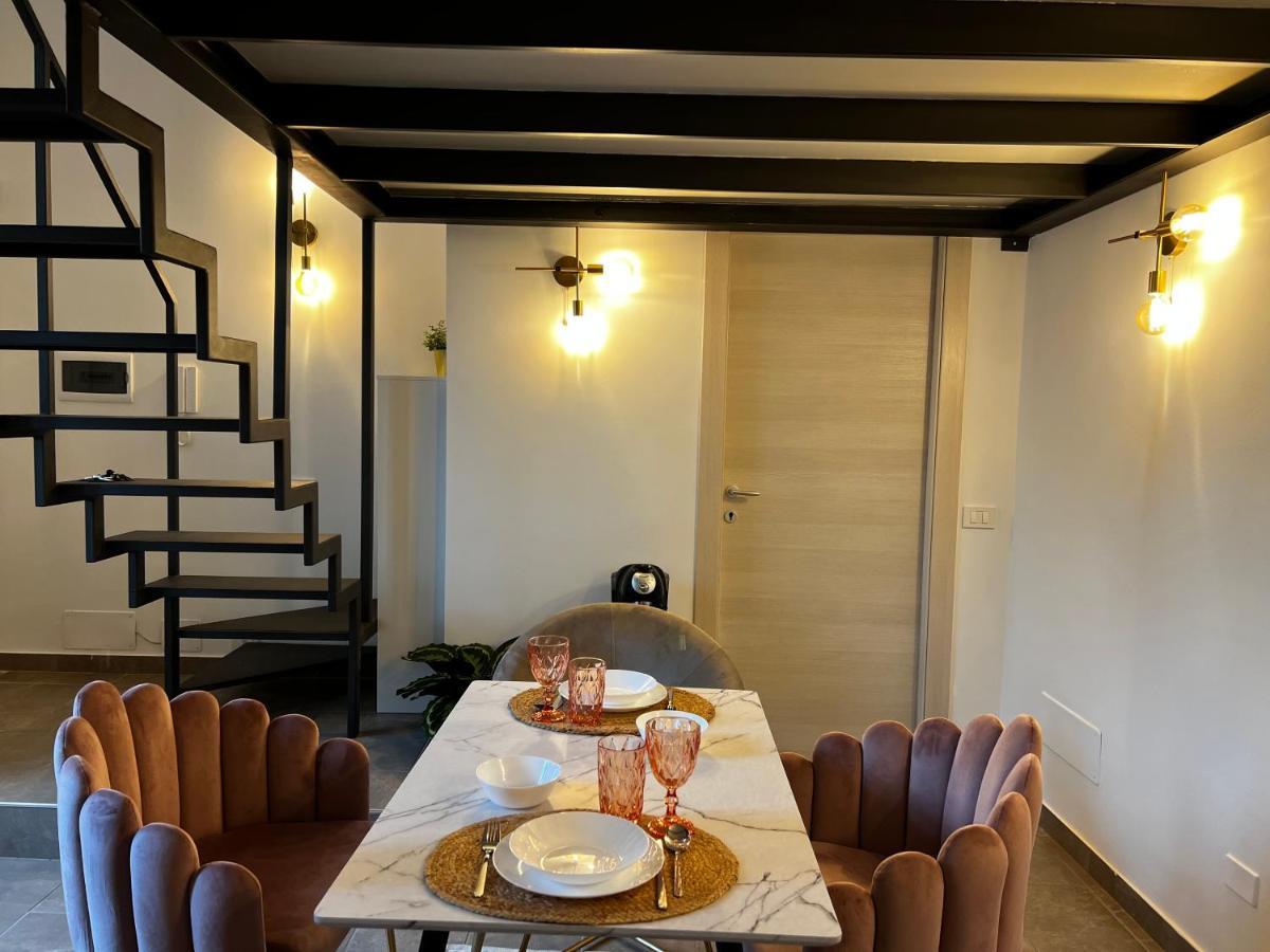 Regina Milano In Porta Romana 2 - Sky Tv, Wifi E Breakfast Box Apartment Exterior foto